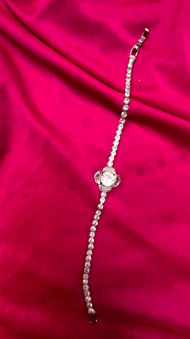 Flower bracelet